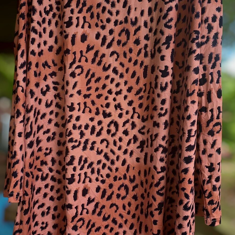 Leopard Print Cardigan - Picture 2 of 2